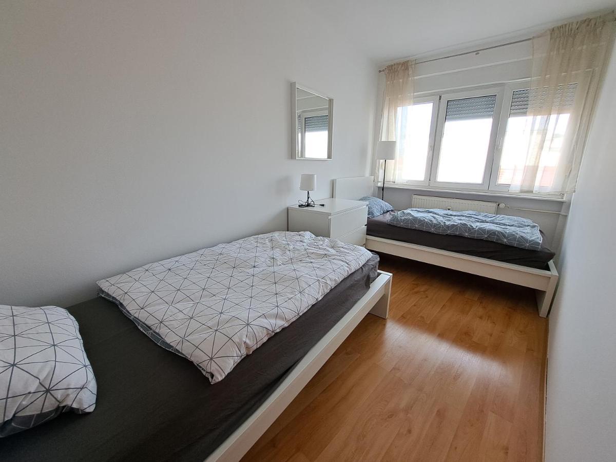 Charming Celje City Center Apartment Kültér fotó